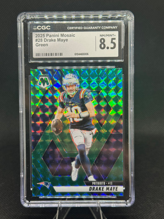 Drake Maye 2025 Panini Mosaic #28 Green 8.5 NM/MINT+ - Patriots QB